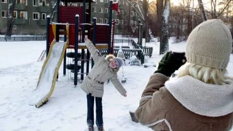 LYCKAT KNÄPP. Man bör inte sätta likhetstecken mellan pris och kvalitet när det är dags att  köpa en ny kompaktkamera. I Testfaktas test var det billigaste kameran som visade sig vara bäst.