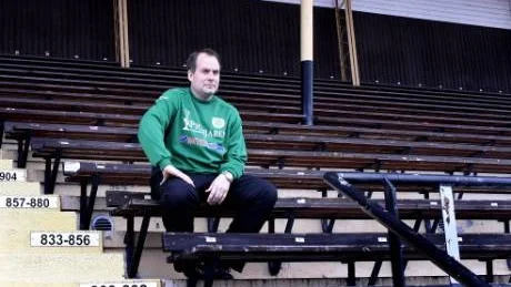 SER FRAMÅT. BBK-tränaren Per Gidlund hade ett möte med tränarkollegorna Lars Svensson och Jonas Larsson tillsammans med spelarna i måndags. Där vädrades åsikterna om den dåliga säsongsinledningen och nu gör laget förändringar inför fortsättningen. Bland annat mer fysträning.