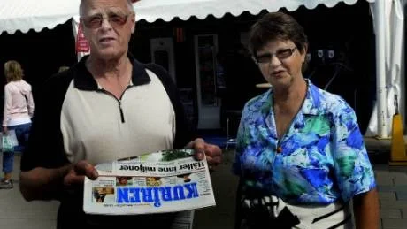 Långresande. Christina Lundmark och Sven Lindgren hade rest ändå från Eskilstuna för att kolla in Noliamässan.