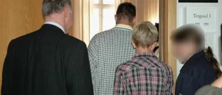 Fyra misstänkta häktades