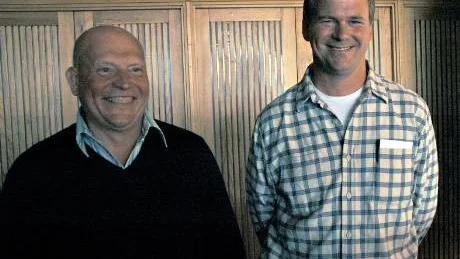 MUNTRA MINER. First Camps vd Christer Bang och byggansvarige Marcus Pettersson var nöjda efter gårdagens möte med Kalixborna. En av frågorna gällde fiskemuséets framtid.