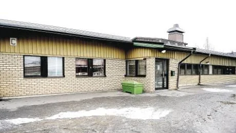 STÄNGT. Friskolan Alnour stängde på grund av att antalet elever blev för litet och likaså tog pengarna slut. Skolan var öppen i tre månader.