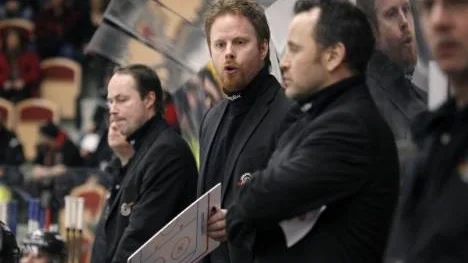 Roger Åkerström, Jonas Rönnqvist och Tomas Berglund.har mot alla odds tagit Luleå ända fram till semifina i hockeyns slutspel.