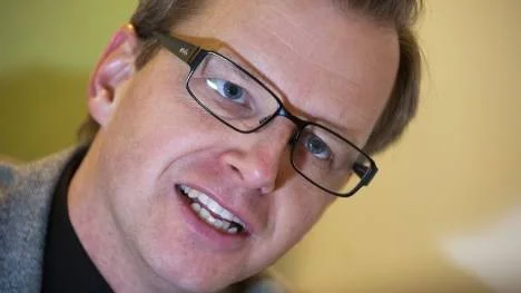 Under söndagen kom det överraskande beskedet att en enig valberedning föreslår att Mikael Damberg ska bli partiets nye ekonomiskpolitiske talesperson efter Thomas Östros.