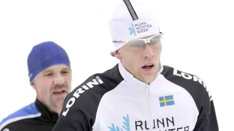 Sebastian Falk, till höger, och Gunder Boström, kom etta respektive tvåa i Bothnialoppet, som avgjordes över fyra mil på Nördfjärdens is.