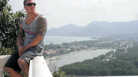 Daniel Pettersson, 33, från Piteå, har aldrig upplevt ett sådant intensivt monsunregn som det som nu är på väg att dränka delar av Thailand.