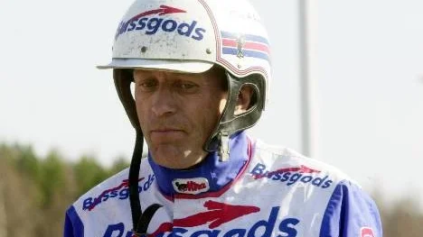 Ove A Lindqvist vann två segrar inom V 5.