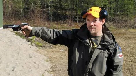 Roland Carlsson från Arvidsjaur blev norrländsk mästare i pistolskytte. (Arkivbild).