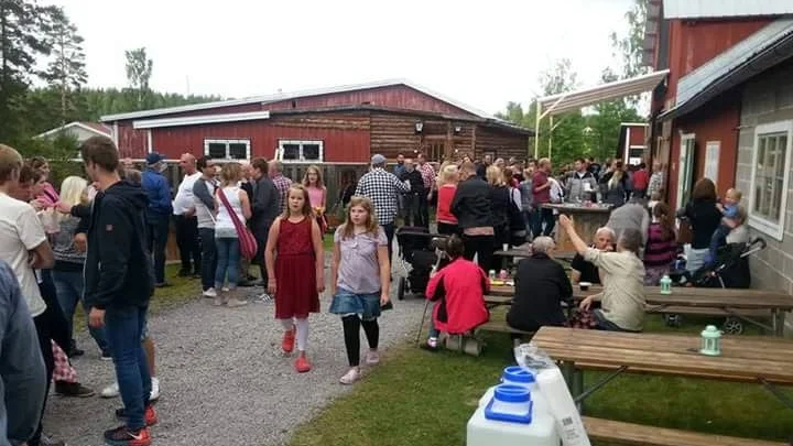 Folkfest. Sensommarfestivalen har lockat många besökare under tidigare år. Förra året var det ungefär 1200 besökare.