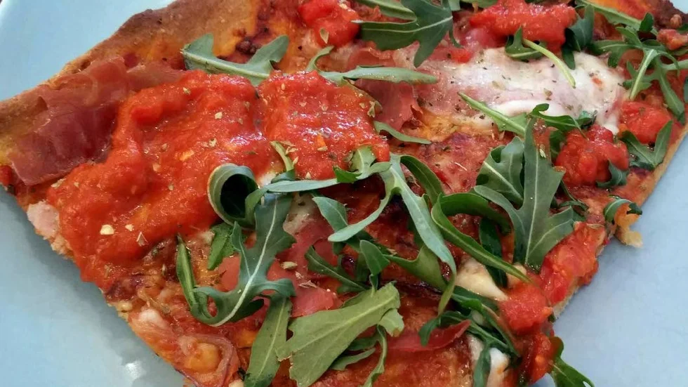 Snabbt eller långsamt? Du väljer hur du vill göra din middagspizza.