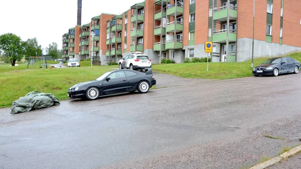 Åtal. Åtalstiden förlängs till augusti i det uppmärksamade Malmbergs mordet