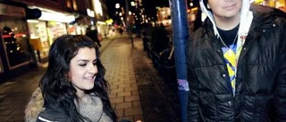 "Tryggare gå bland folk"