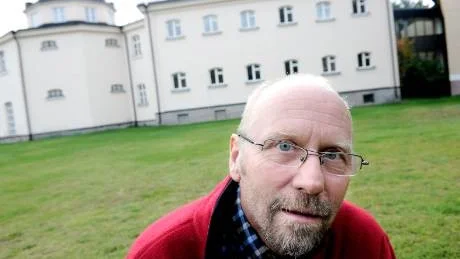 TREDJE PART. Byggnadsnämndens ordförande Kaj Hedstig tycker att som läget är bör varken MAF eller kommunen ta fram detaljplanen för höghuset. "Jag tycker det ska göras av en oberoende part", säger han.