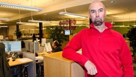 TRIVS. Christoffer Hellgren tror inte att han följer med företaget till Stockholm. Han har familjen i Luleå och trivs i Norrbotten.