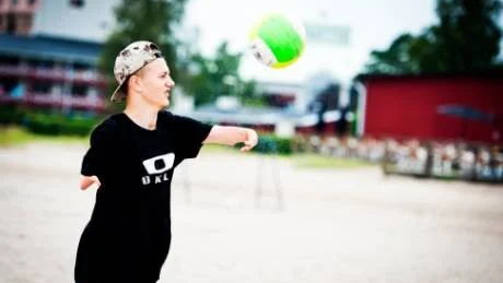 KOMPISAR. Charlie Kullberg, 15, tycker att det bästa med dysmeliföreningens läger är att han får ha roligt med alla polare.