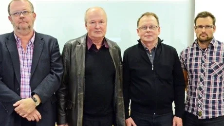 PANEL. Panelen under fredagens höstevenemang bestod av Leif Häggbo, Reijo Tarkkonen, Perarne Kerttu och Tommi Slunga.
