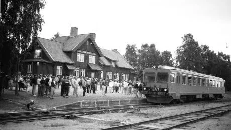Sista tåget från Övertoneå 19 augusti 1984.