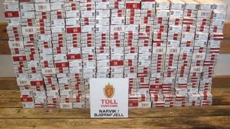 Foto: Tollvesendet
TULLENS VAKANDE ÖGA. 50.000 cigaretter togs i beslag vid tullstationen Björnfjell/Riksgränsen.