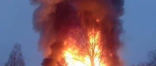 Familj hemlös efter brand