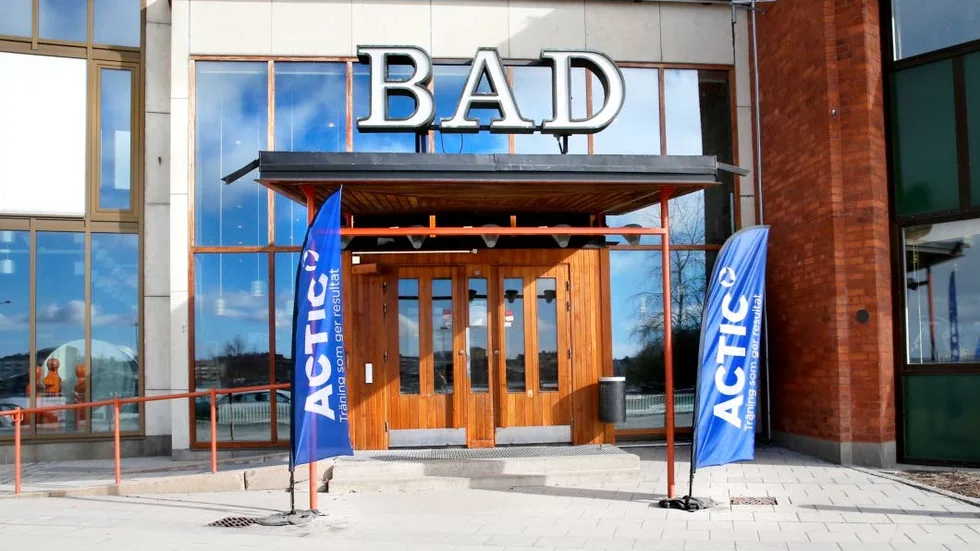 En skolklass skulle bada, det ledde till ett ärende i domstol.