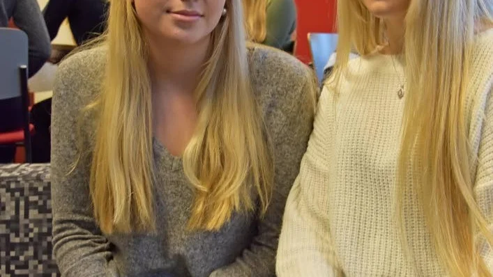 De åkte. Moa Fischer och Linn Styrman gjorde resan förra året. De pratade med niorna om upplevelsen.