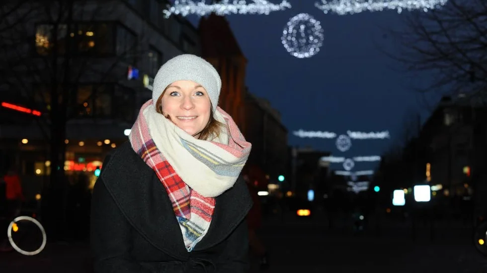 Hemma. Under några dagar kommer Lena Sundqvist att umgås med familjen i Arvidsjaur. Men snart är det dags igen och då väntar några högintensiva månader  innan säsongen är över.