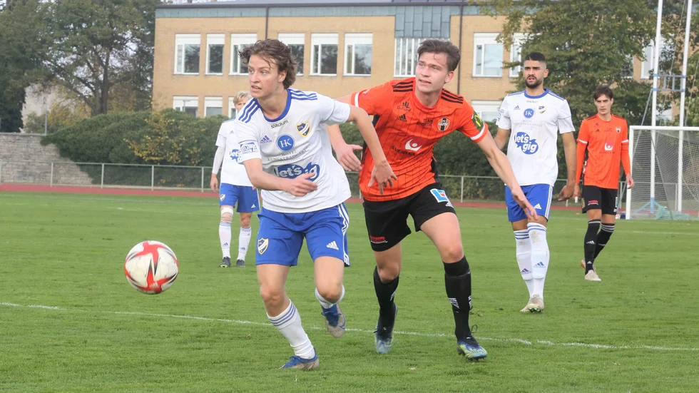 Karl Östberg och hans FC Gute hade ledningen länge, men det räckte inte till några poäng mot Stocksund.