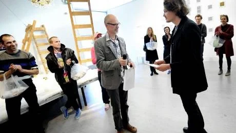 Stipendium. Antti Haase från Torneo, till höger, tog emot LAB-award - ett stipendium på 7.000 kronor. "Jag är väldigt rörd, jag har inte fått något sådant här pris tidigare", säger han.