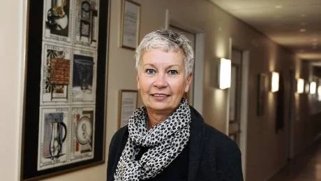 FLYTTAS. Verksamheten på Posten frimärken i Kiruna flyttas till Kista men Britt-Inger Hahne, chef för Posten Frimärken säger att man tar sitt ansvar som arbetsgivare och kommer att erbjuda personalen hjälp att hitta nya jobb.