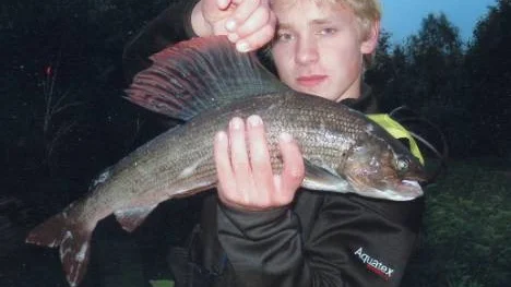 Den 6 juli fick Tomas Widman, Arjeplog, en fin harr på 1,3 kilo. Det räcker för att vinna barnklassen.