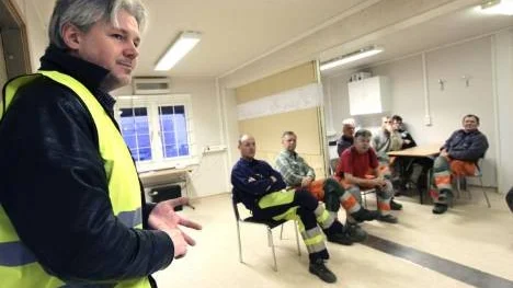 Avtalssekreteraren Torbjörn Johansson efterlyser politisk handlingskraft i form av ett bredare rotavdrag så att miljonprogrammets bostäder kan renoveras.