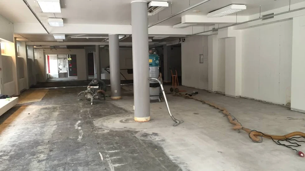 Upprustning av Skölds lokaler pågår för fullt. Innan julhandeln ska ett nytt företag öppna.