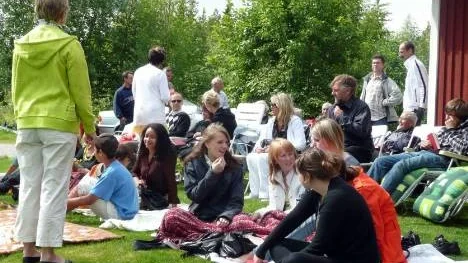 Vädret var strålande och alla njöt av dagen.