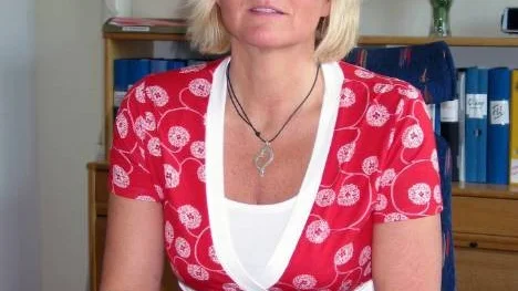 Polisinspektör Anna-Karin Berggren, Älvsbyn, har en längre tid även arbetat som sexualbrottsutredare. Hon välkomnar satsningen på utbildningsplatser för bemötande av offer för sexualbrott.
