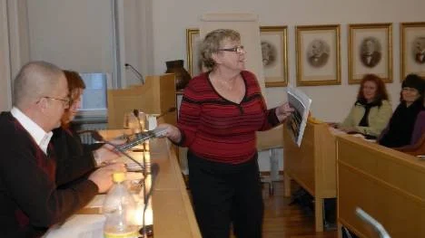 I november 2007 lämnade Birgit Lindberg in Övre Långträsks bygdeförenings medborgarförslag till kommunfullmäktige. 30 juni genomförs medborgarförslaget, när bygdeföreningen informerar kommunfullmäktige om uranbrytning och dess konsekvenser. (Arkivbild)