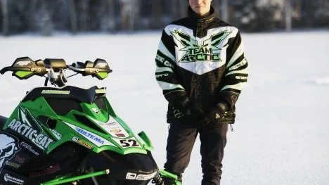 Johan Lidman är fabriksförare för Arctic Cat, vilket innebär att han får två skotrar varje år.