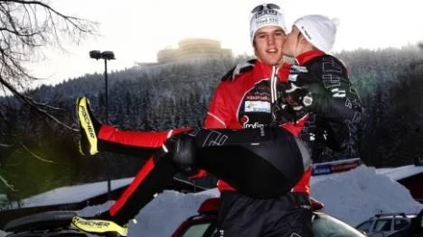 Jesper Modin och Magdalena Pajala fann varandra i skidspåret. Nu tävlar båda för Piteå Elit och i veckan är det SM i Sundsvall som gäller.