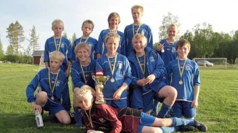 För andra året i följd tog sig Storfors AIK:s 97-pojkar till final i Examenscupen. Då blev det seger, men i söndags vann Bergnäset med 5-2.