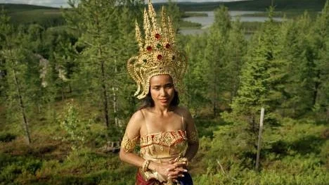 Thailändskan Thitaree i samband med en tempelceremoni Fredrika 2008.