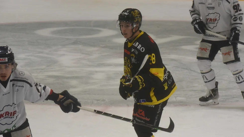 Eddie Levin gjorde en stark insats för VH mot sitt gamla lag KRIF, men åkte på en tung förlust ändå till slut.
