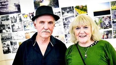 TILL ELDSJÄLARNA. Fotoutställningen Ingenting förändras av sig själv vill fotograferna Bernt Selberg och Lena Lagerstam tillägna alla eldsjälar.