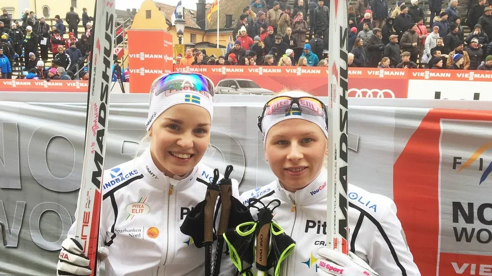 Lagkompisarna. Lisa Vinsa, tv, som debuterade i Världscupen och Mia Eriksson, th, missade bägge att ta sig vidare från kvalet.