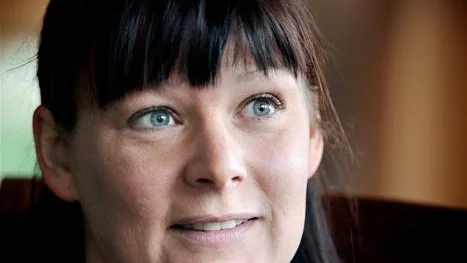 Det var drömmen om barnmorskeyrket som fick Jenny Pettersson att sätta sig på skolbänken igen.