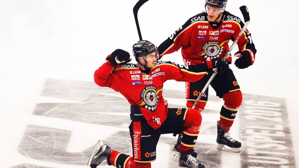 Lucas Wallmark var på skojfriskt humör. Både under och efter matchen.