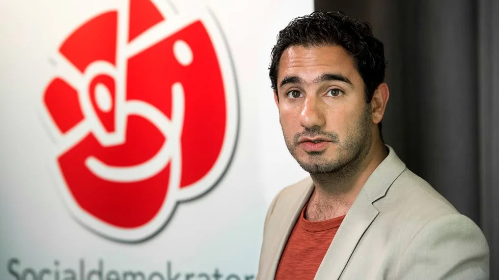 TAR FAJTEN. Civilminister Ardalan Shekarabi (S) utmanar många röststarka intressen.