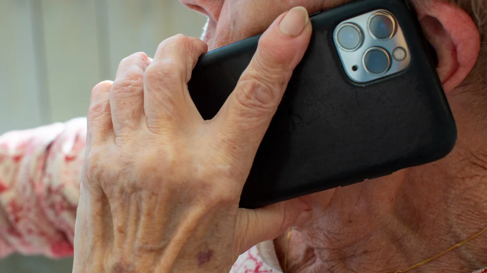 En gotlänsk kvinna i 80-årsåldern har anmält att hon utstatts för ett bedrägeriförsök.