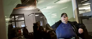 Besked att vänta om miljonkravet
