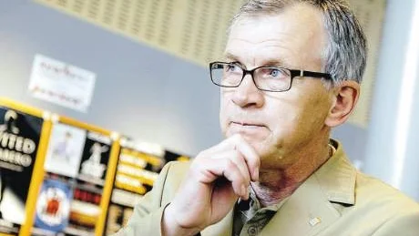 INTE EN MANS VERK. Trots alla ryggdunkningar och beröm vill inte Karl Petersen ta åt sig äran för att Kulturens hus äntligen byggdes. "Vi var många som tog beslutet i fullmäktige, det gällde bara att samla styrkorna, säger han.