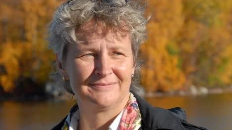 Kommunalrådet Britta Flinkfeldt Jansson har även gjort en polisanmälan mot den avstängde tjänstemannen där misstanken är trolöshet mot huvudman. (Arkivbild)
