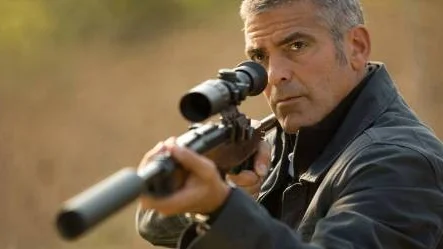 George Clooney: Det han framför allt dödar i "The American" är vår tid.